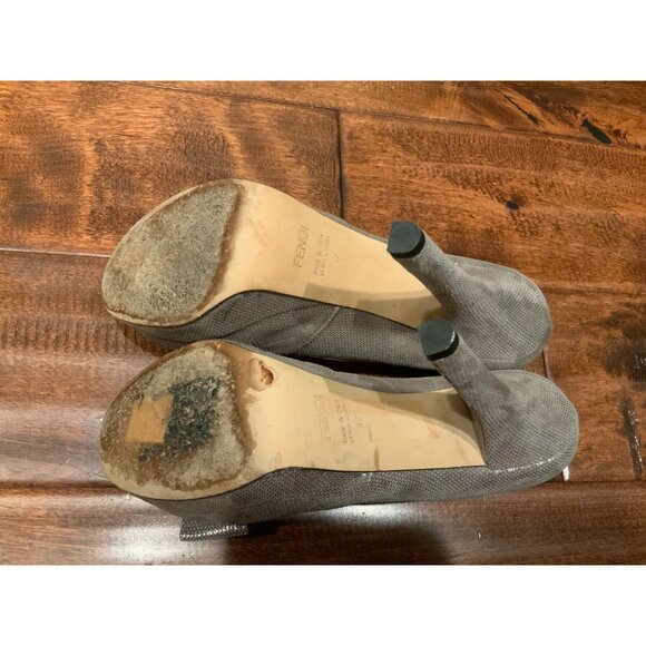 FENDI Silver Metallic Platform Stiletto Heel Peep Toe Heel W/ Bow Sz 37 | 7 - Picture 8 of 9